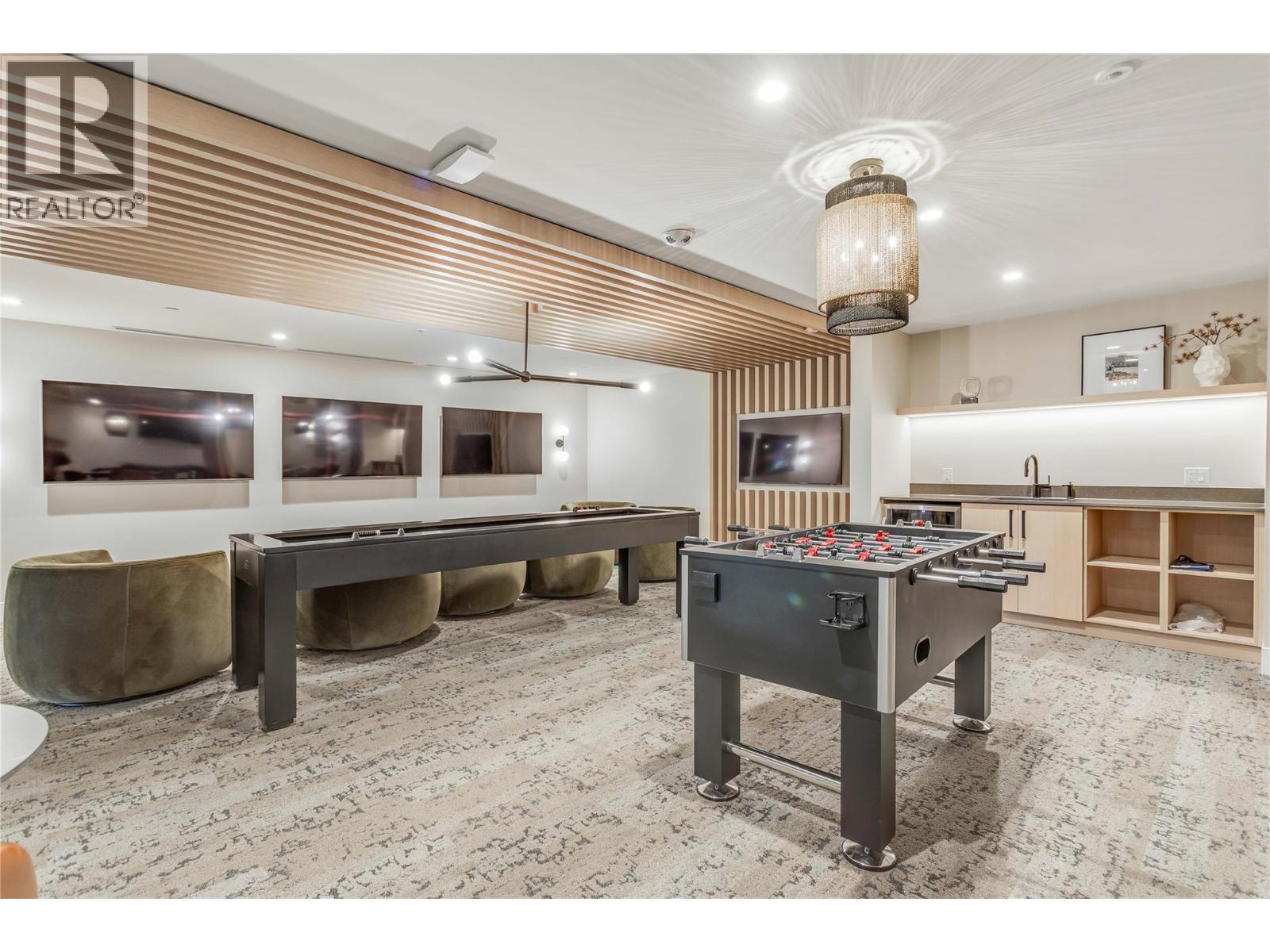 3300 Lakeshore Road Unit# 615