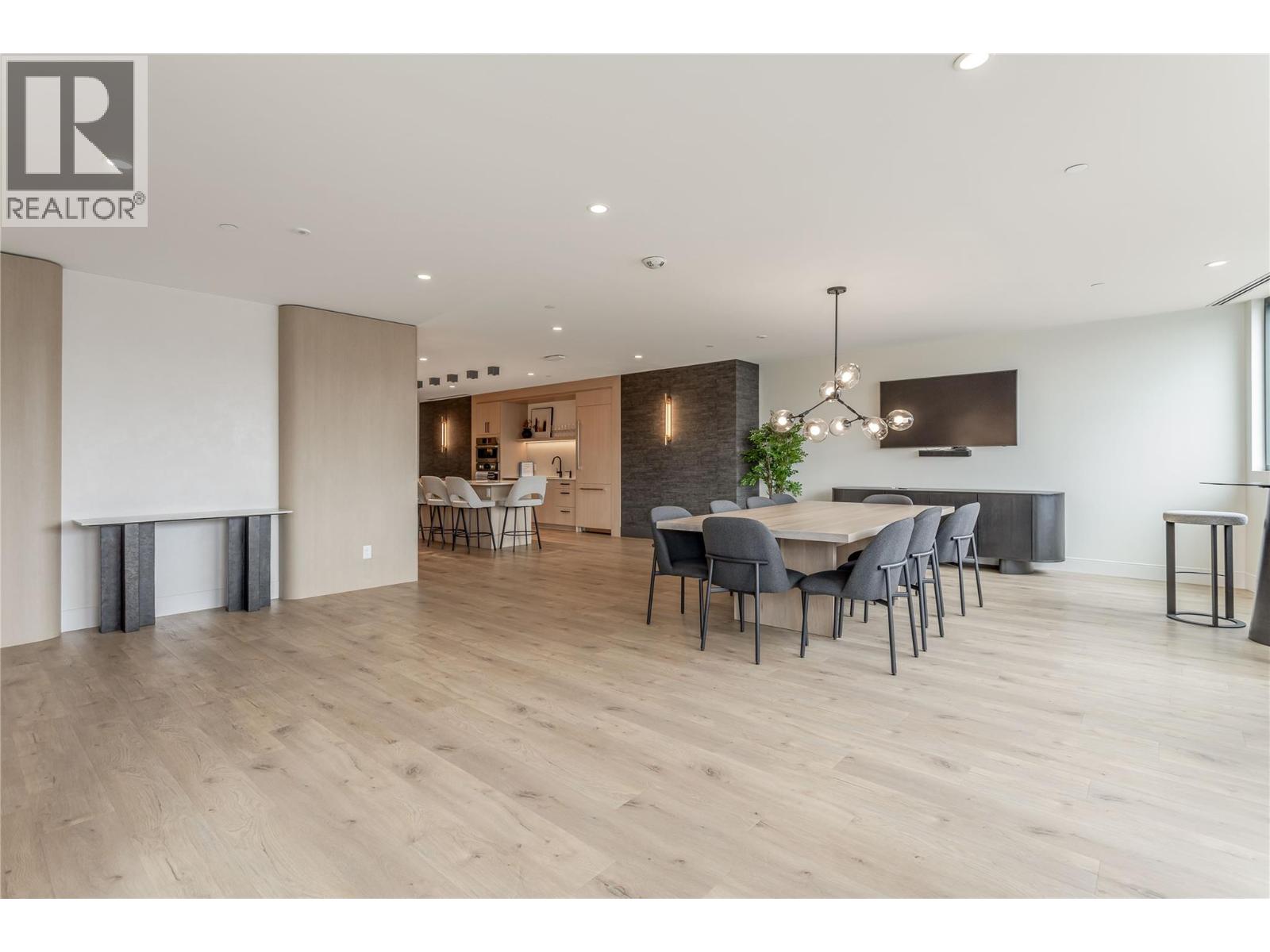 3300 Lakeshore Road Unit# 615