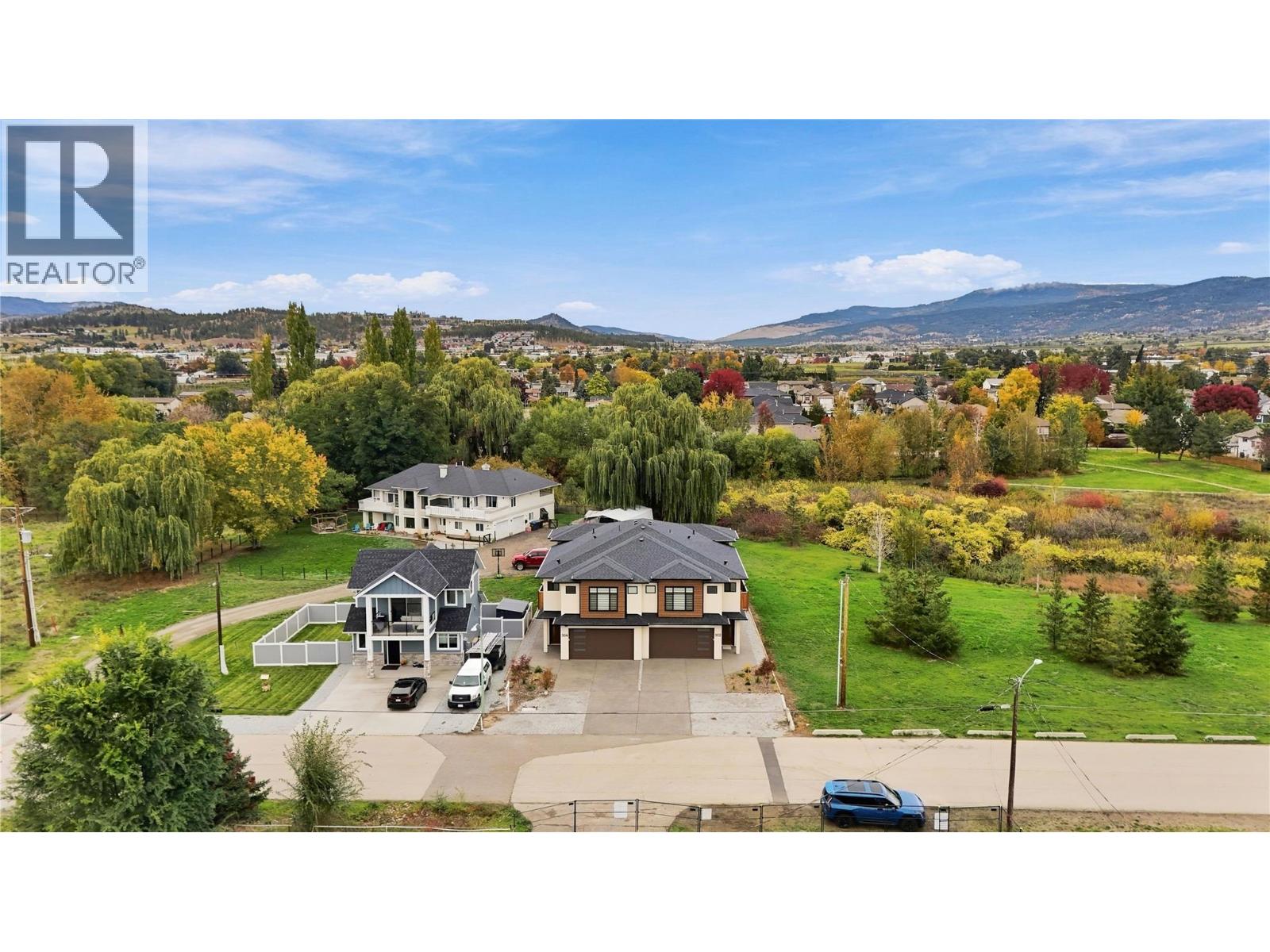 302 Sumac Road W