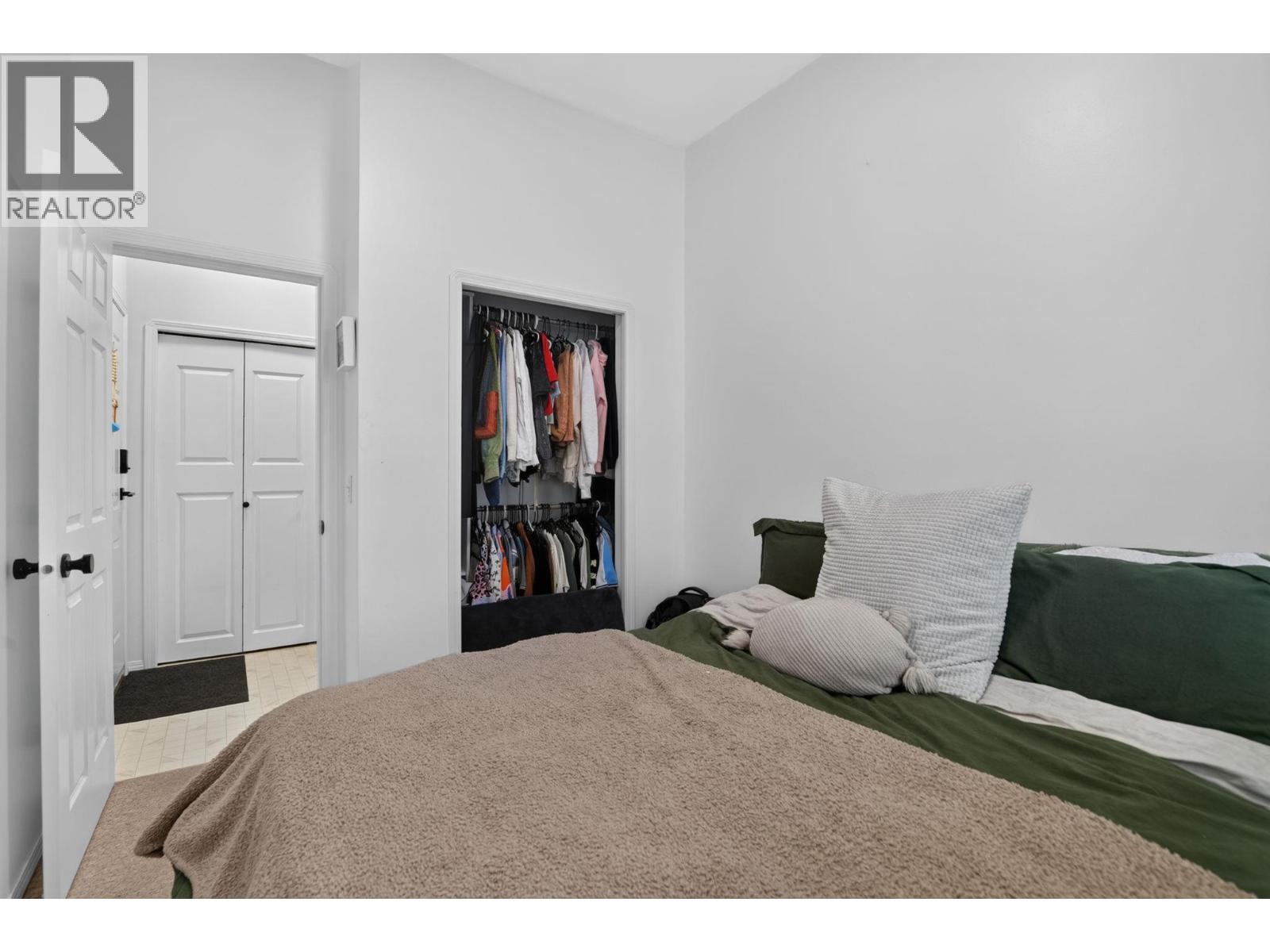1759 Spruceglen Drive