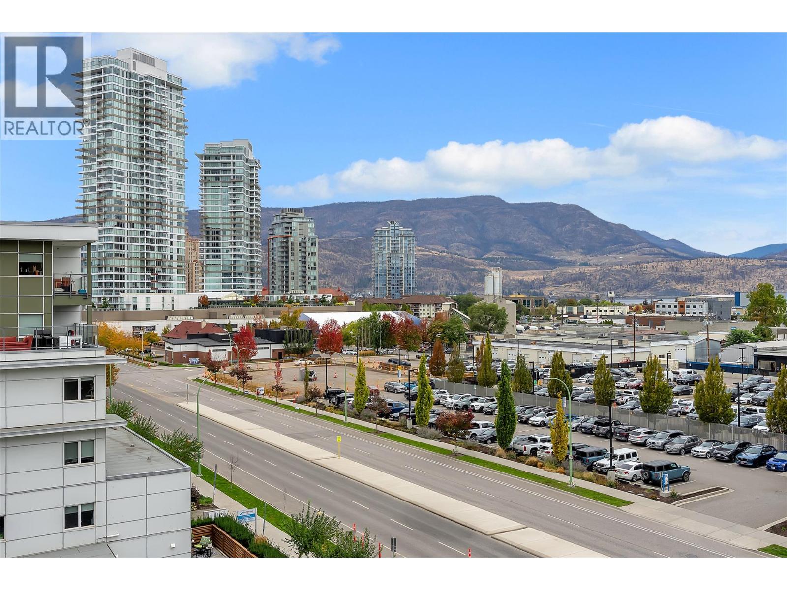 647 Clement Avenue Unit# 512