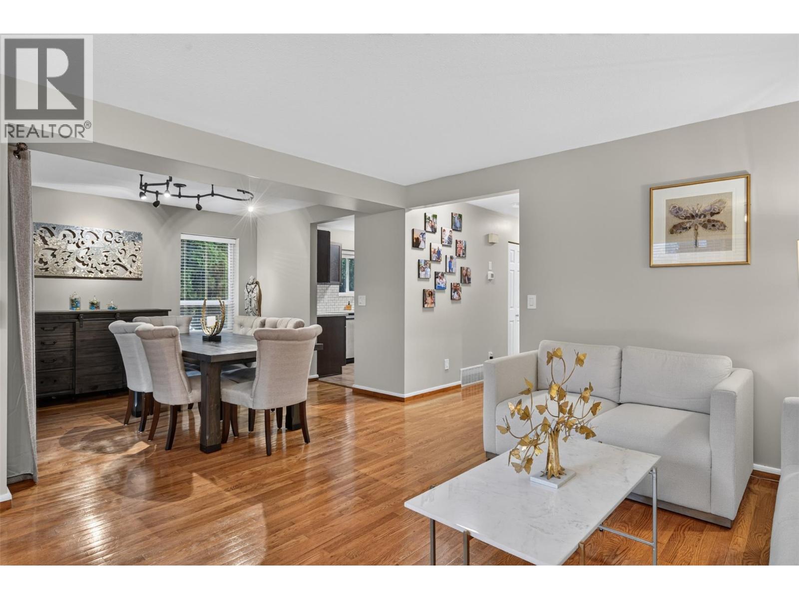 1853 Edgehill Avenue Unit# 10