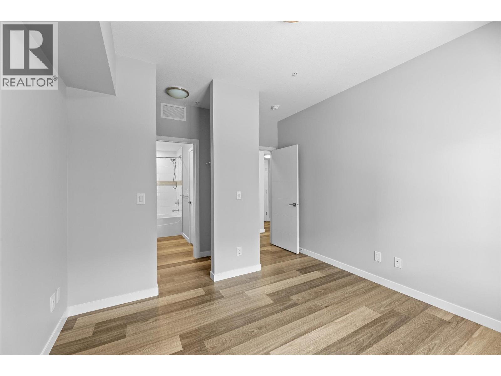 722 Valley Road Unit# 210