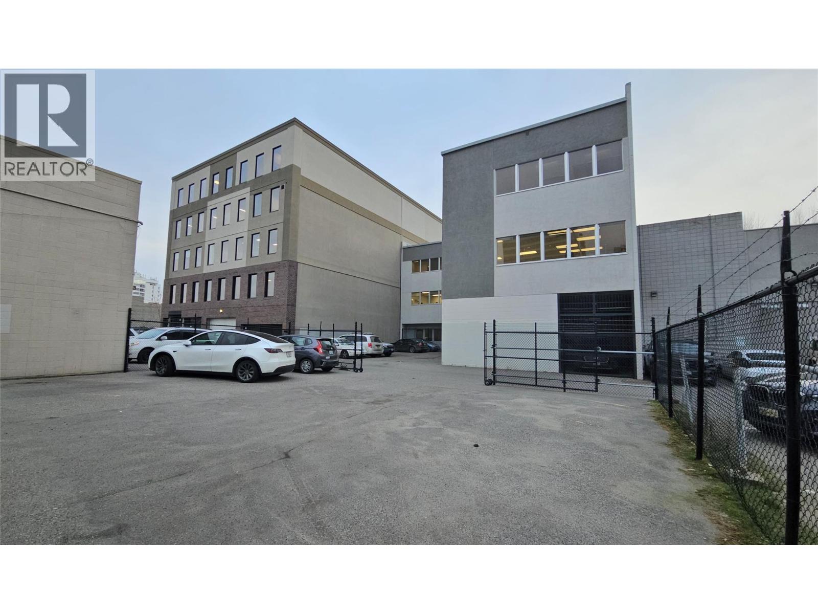 545 Lawrence Avenue Unit# B