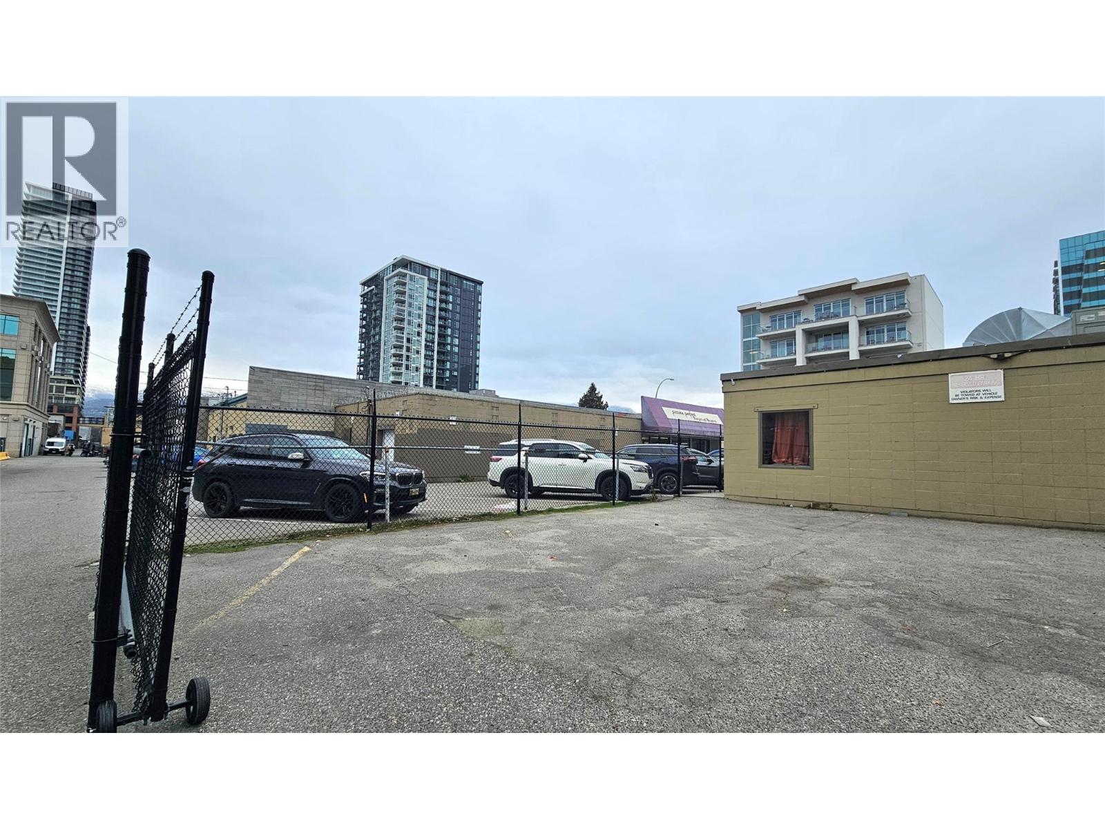 545 Lawrence Avenue Unit# B