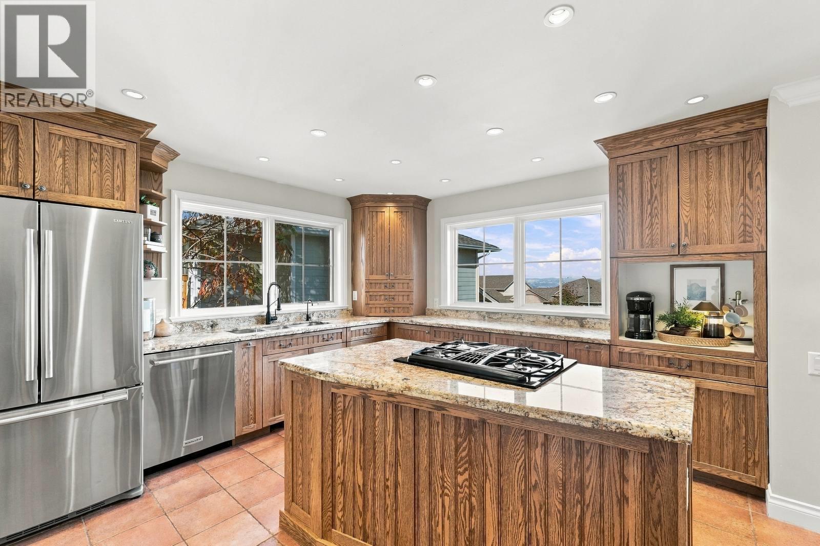 5047 Seon Crescent
