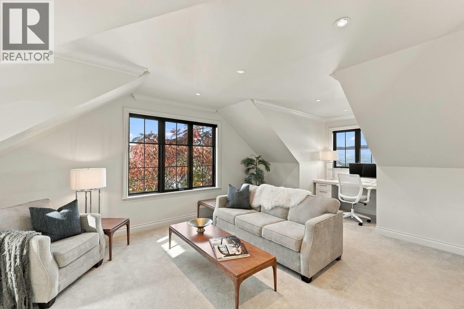 5047 Seon Crescent