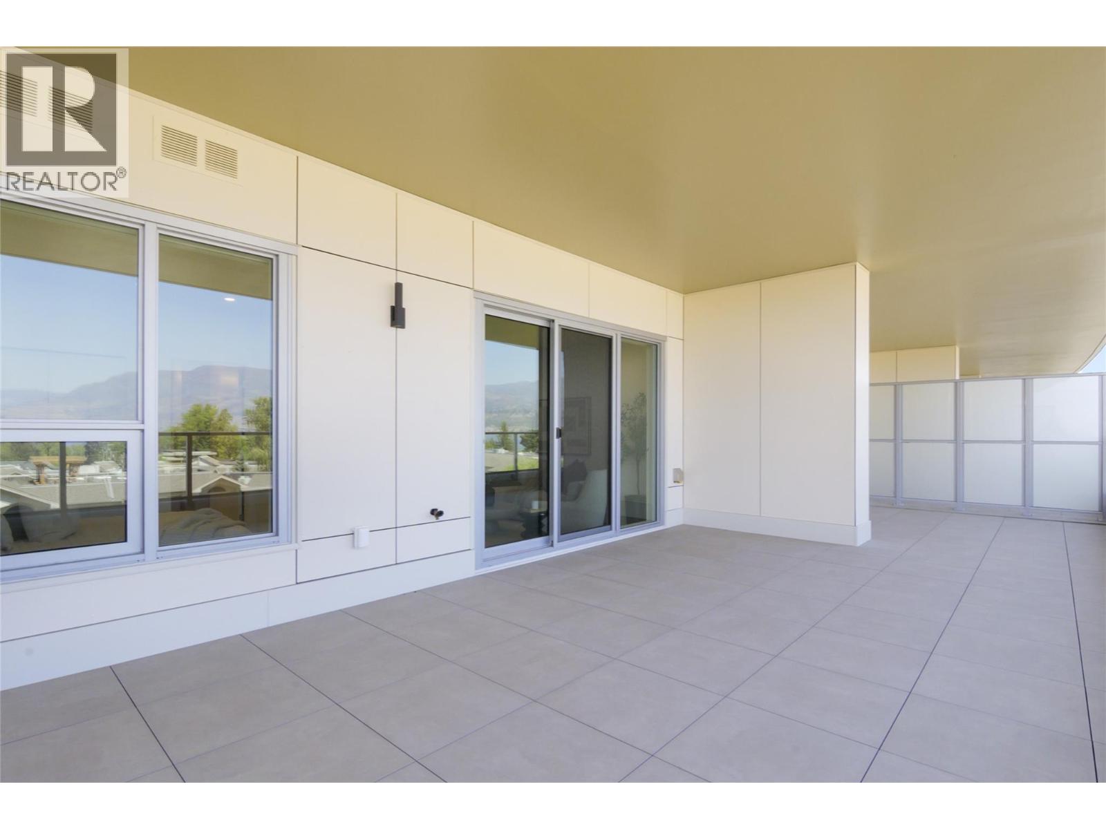 3300 Lakeshore Road Unit# 514
