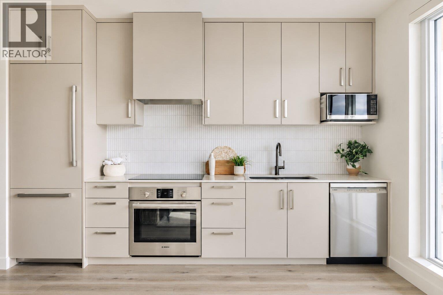 3300 Lakeshore Road Unit# 615
