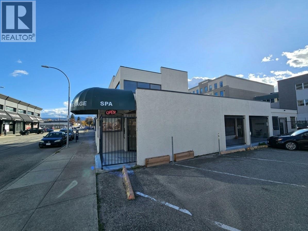 545 Lawrence Avenue Unit# B