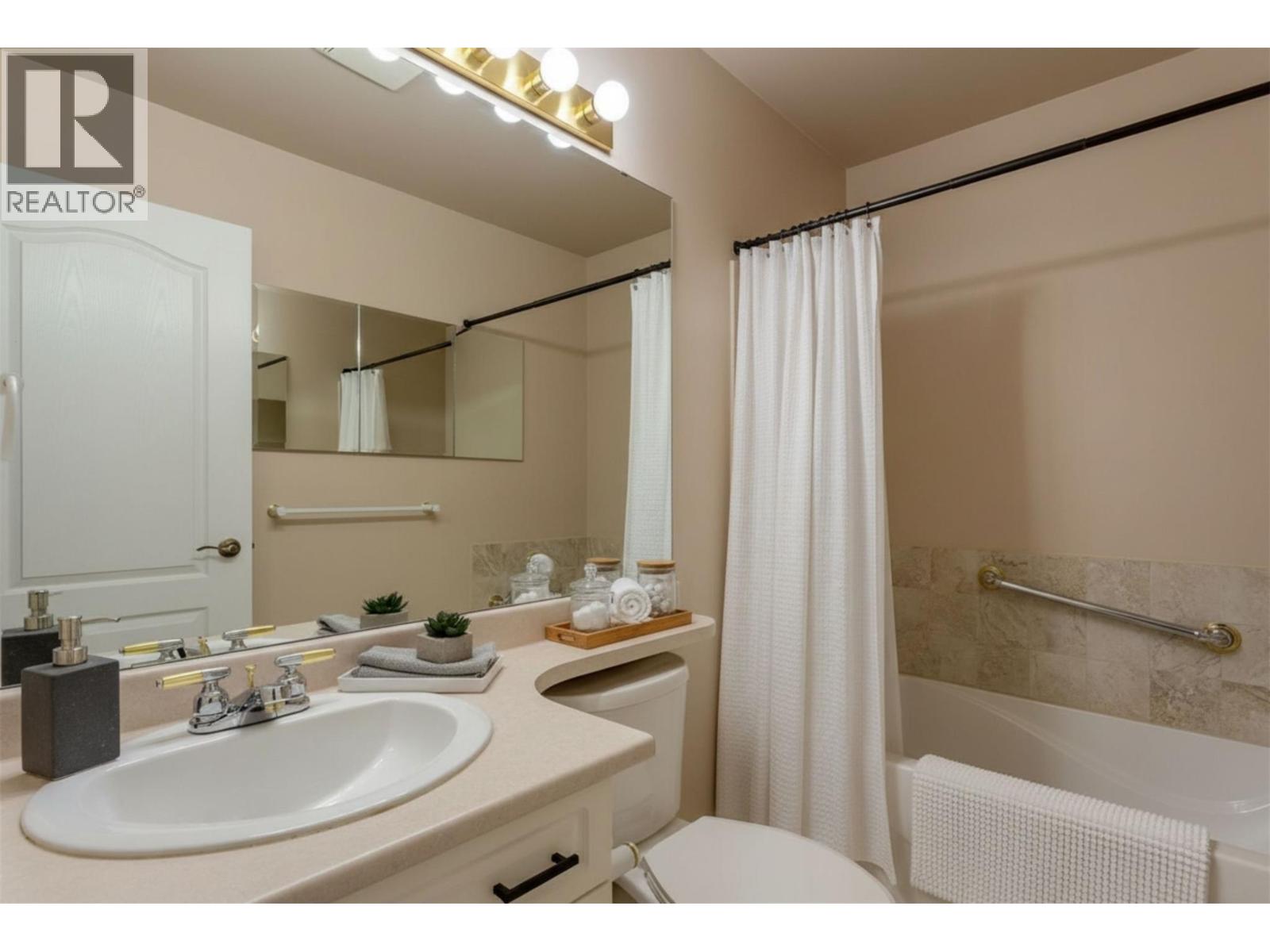 1120 Guisachan Road Unit# 80