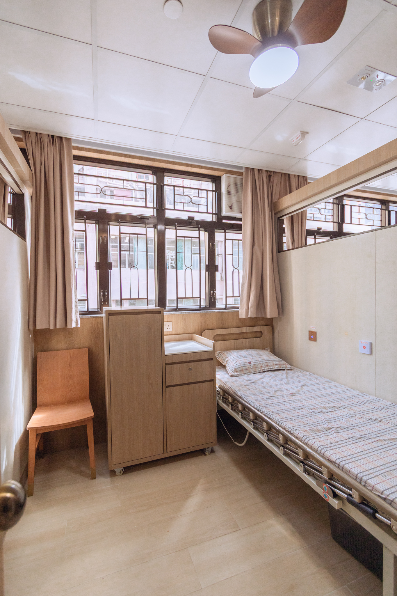 [background image] image of a hospital hallway (for a medical clinic)
