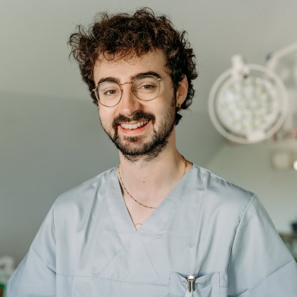 Portrait von Simon Niederer