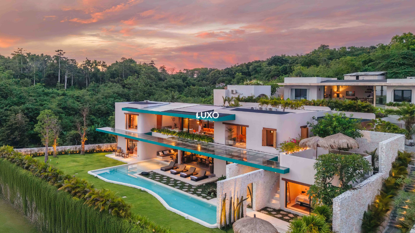 4-Bedroom Oceanfront Elegance Crafted as a True Design Masterpiece.