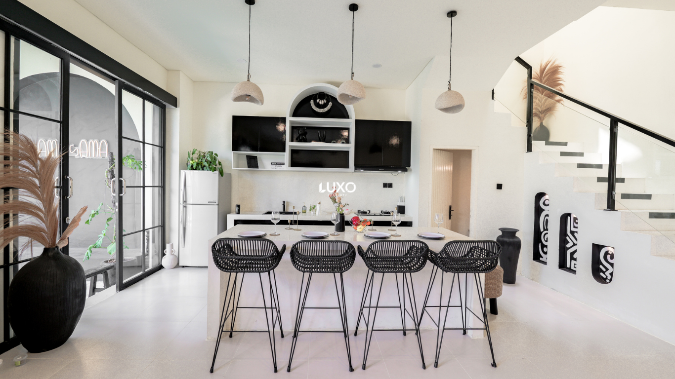 2-Bedroom Villa with Rice Fields View in Berawa | Available for long & short stay