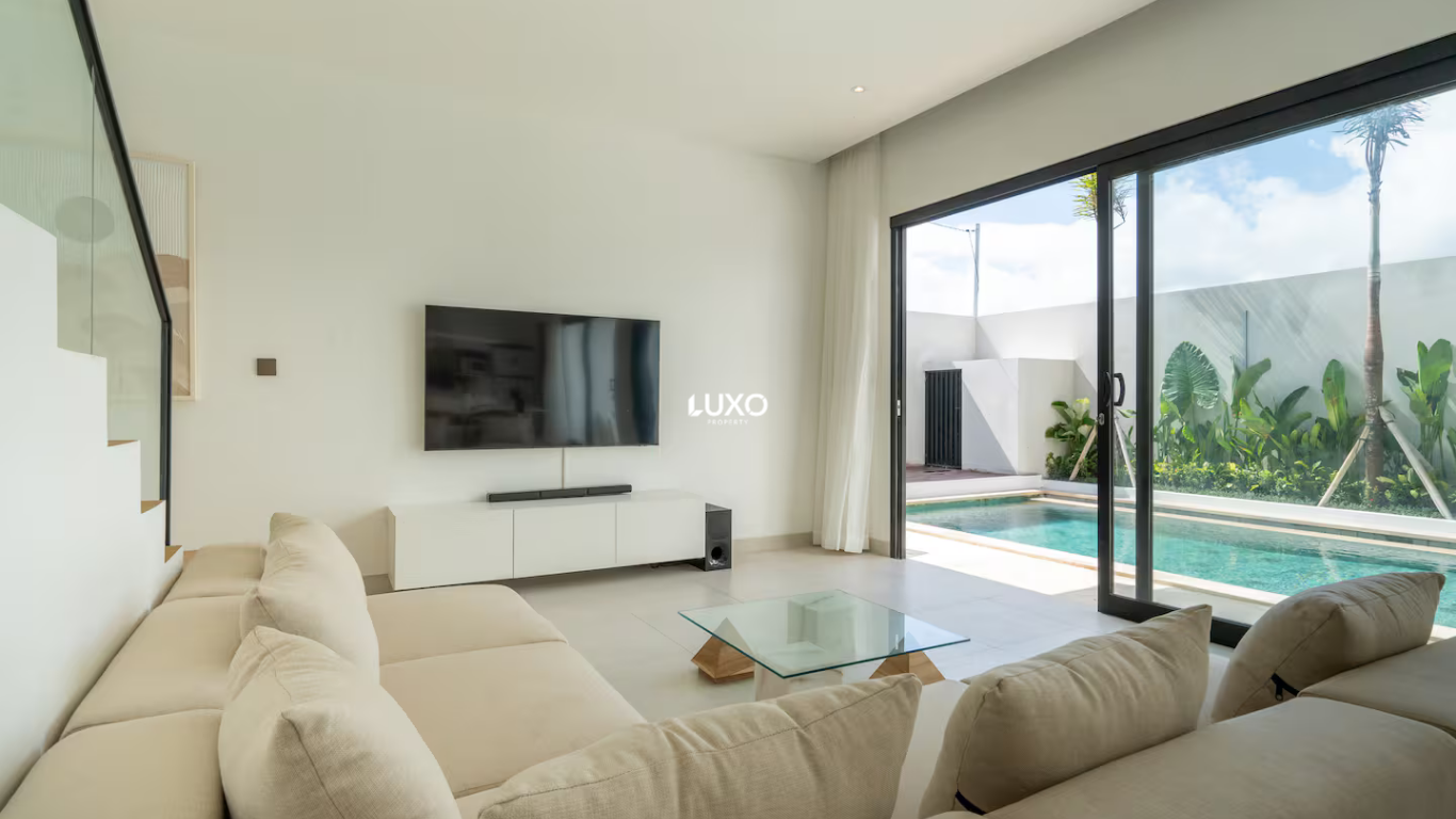 Luxury 3BR Villa Just 2 Minutes from Pererenan Beach