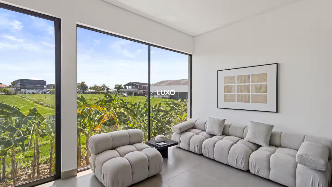 Luxury 3BR Villa in Berawa - Rice Field View