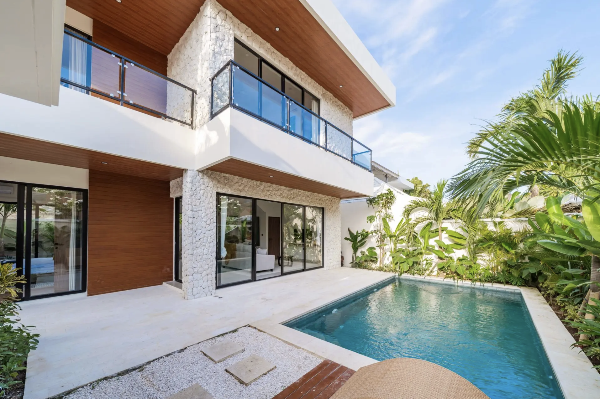 Brand New Modern Tropical Villa in Prime Berawa