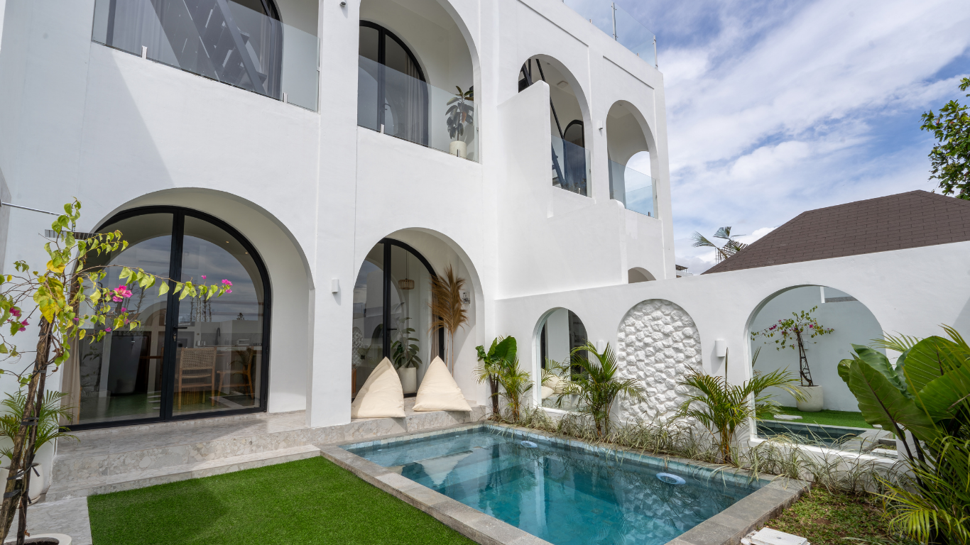 Mediterranean-Inspired Villas for Leasehold Sale in Tumbak Bayuh, Pererenan