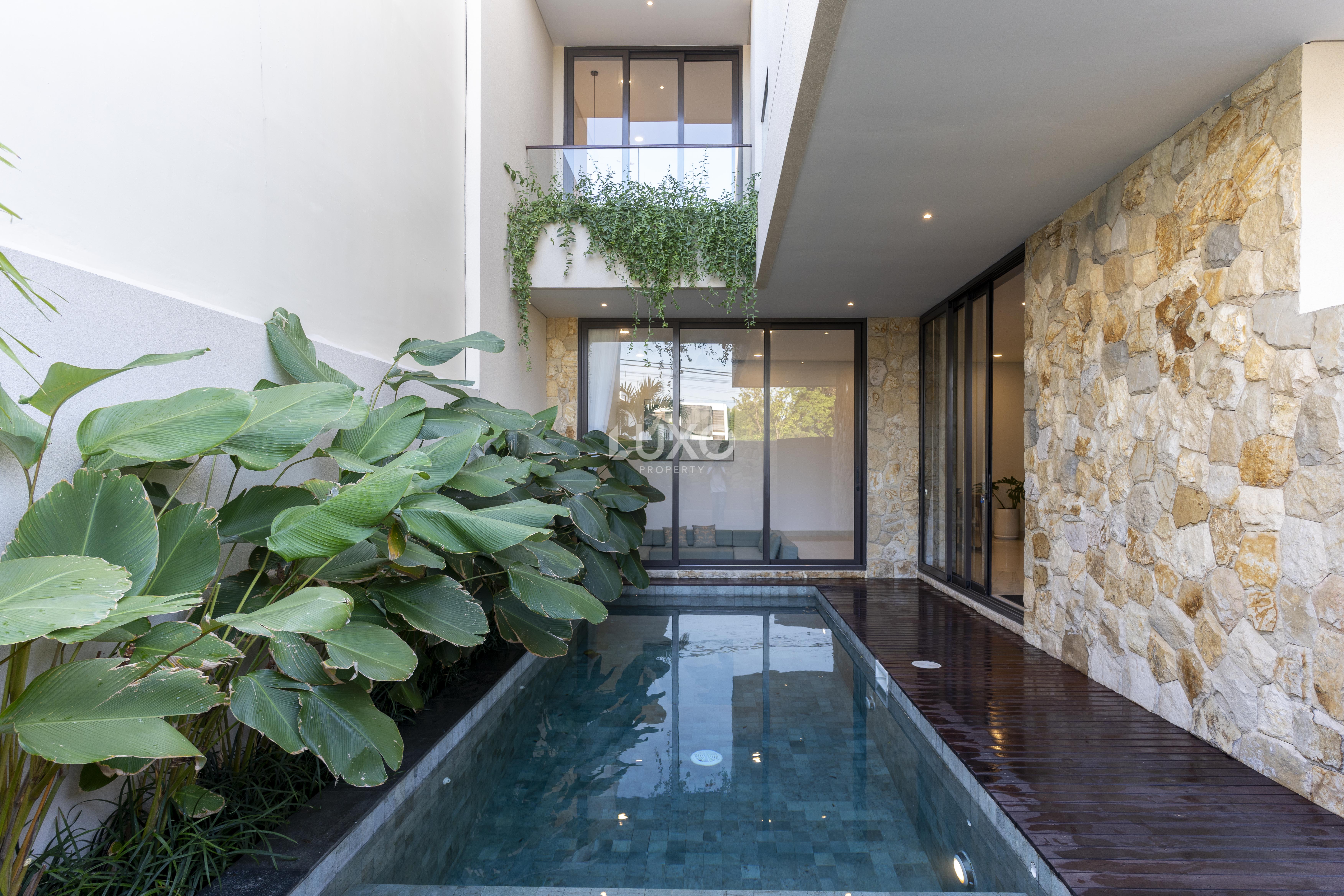 For Rent Brand-New 2-Bedroom Villa in Pererenan Beachside