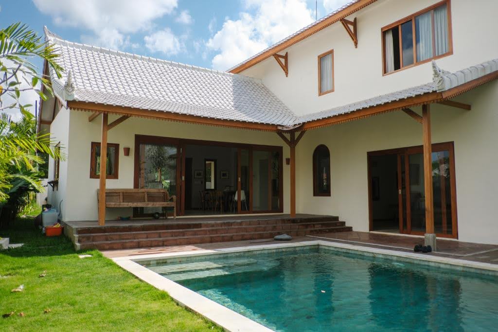 Authentic 4-Bedroom Javanese Villa in Babakan, Canggu