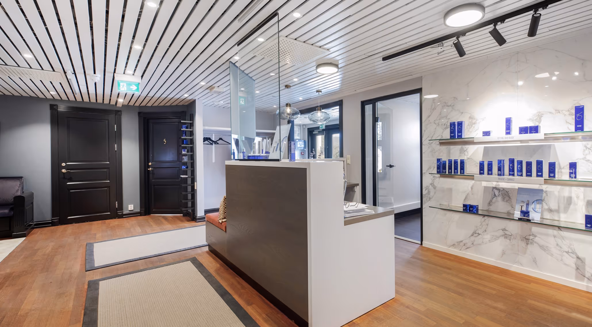Ekspedisjonen hos Monetklinikken