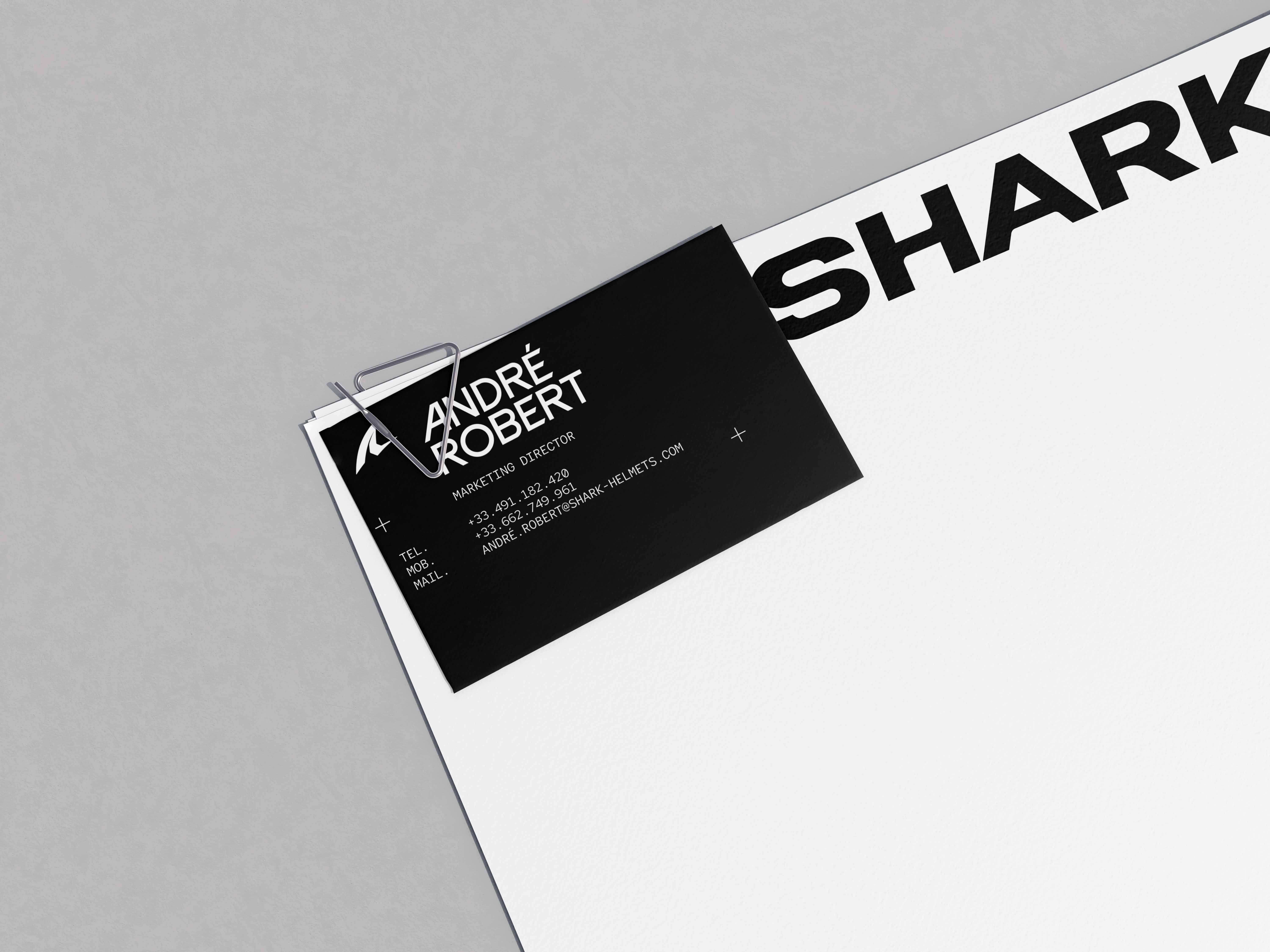 shark-identite-branding-moto-agence-banana