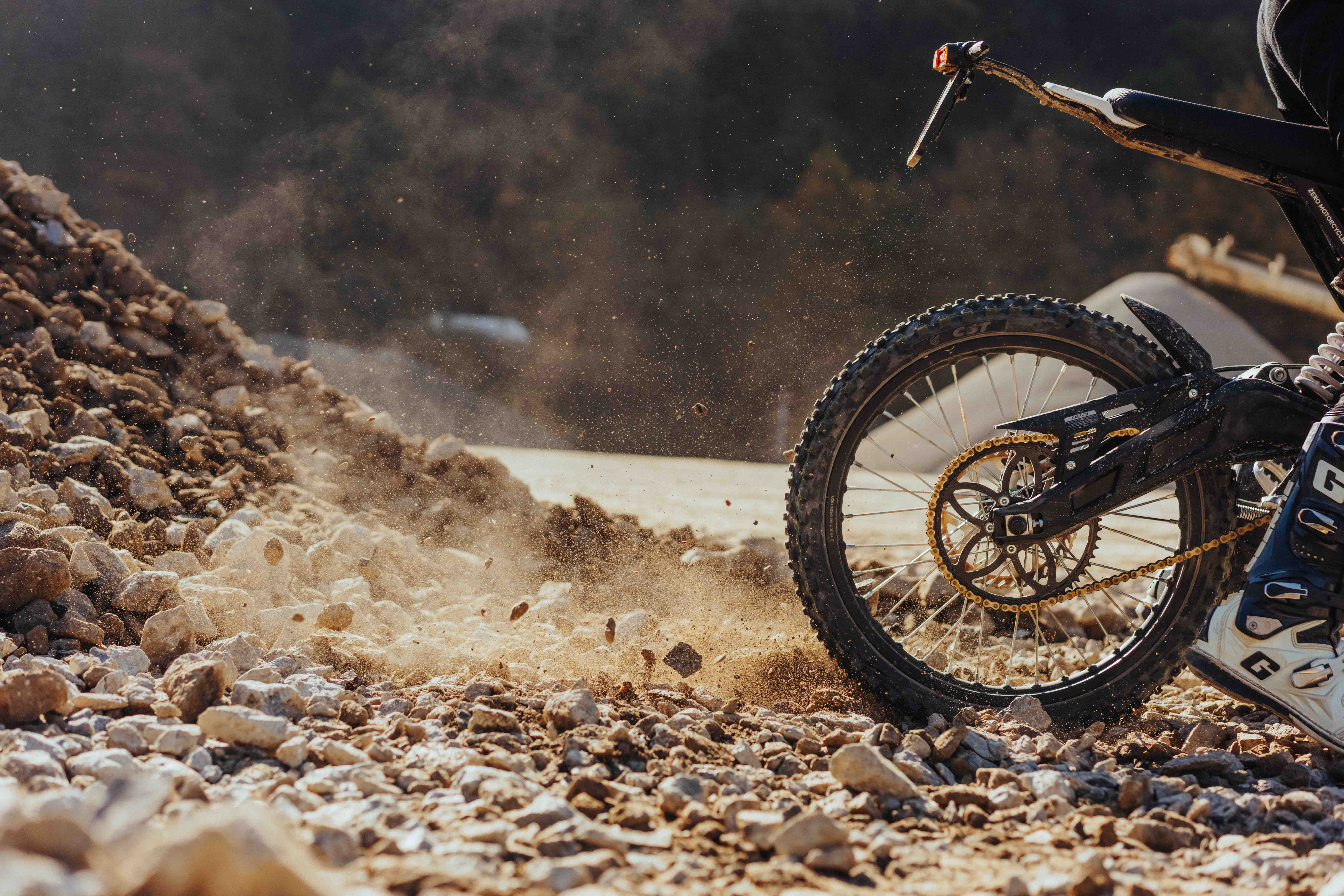 zero-motorcycles-video-photo-electric-agence-banana