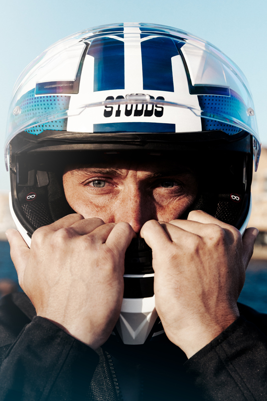 studds-mirage-video-casque-moto-agence-banana