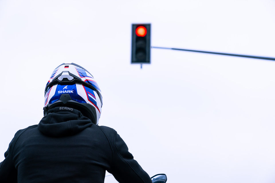shark-oxo-video-moto-agence-banana