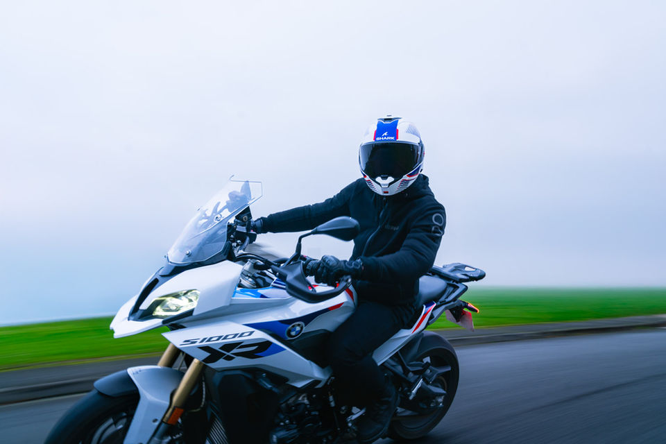 shark-oxo-video-moto-agence-banana