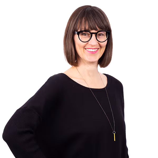 Portrait von Kerstin Herzinger, Senior Project Manager am Standort in Berlin und Ansprechpartnerin für das Projekt Am Tacheles