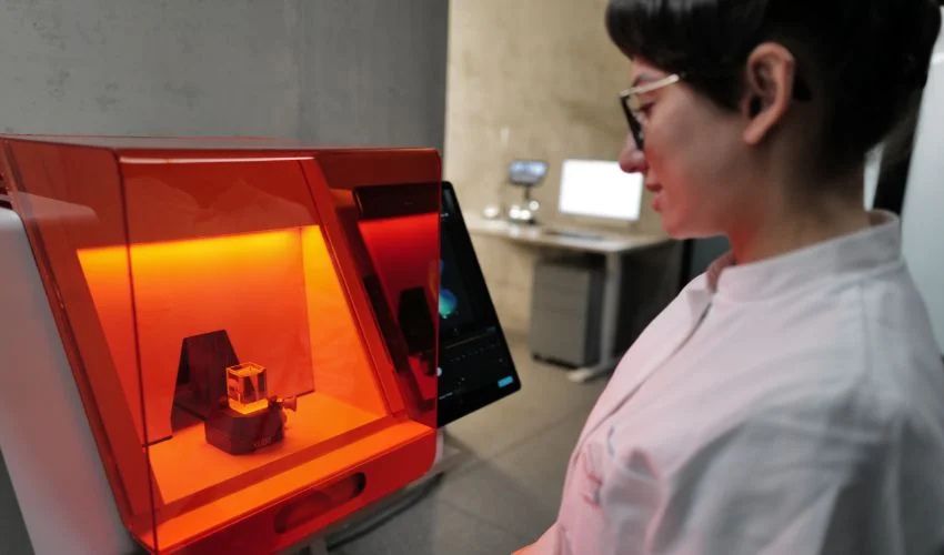 Swarovski turns to xolo for 3D printing of crystal glass
