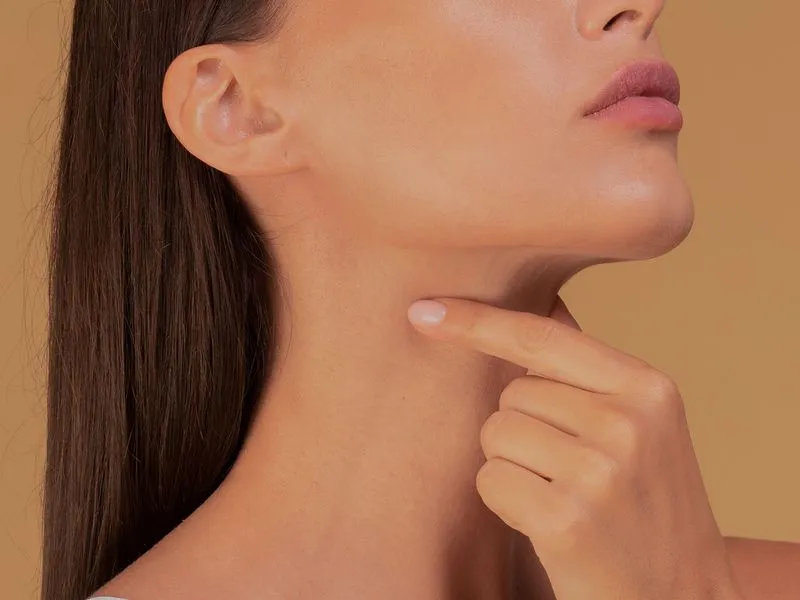 Botox for Neck: Results, Risks, and Expert Tips on the Procedure