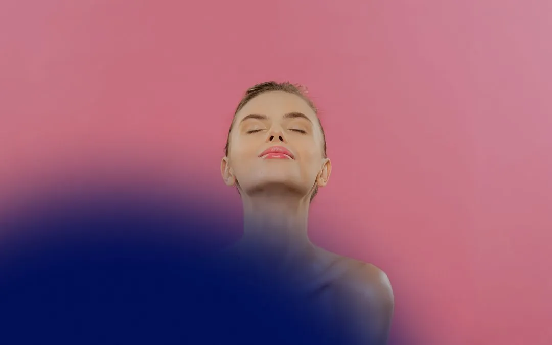 Non-Surgical Neck Lift vs Surgical – Pros and Cons of Procedures Compared