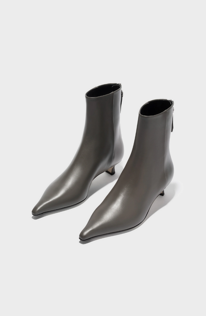 Curious Willow Nubuck Boots