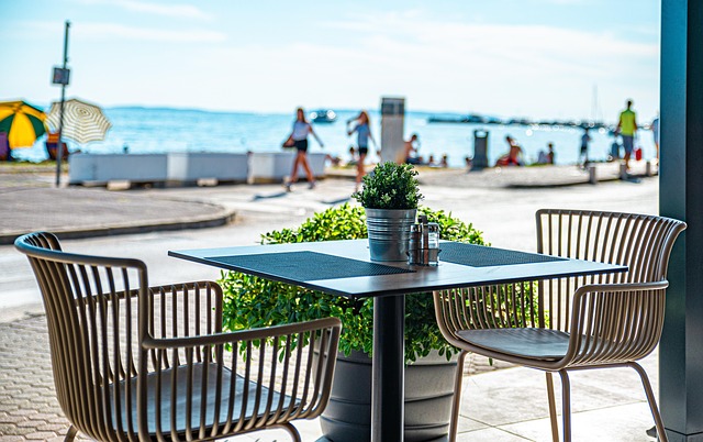 Free Restaurant Table photo and picture