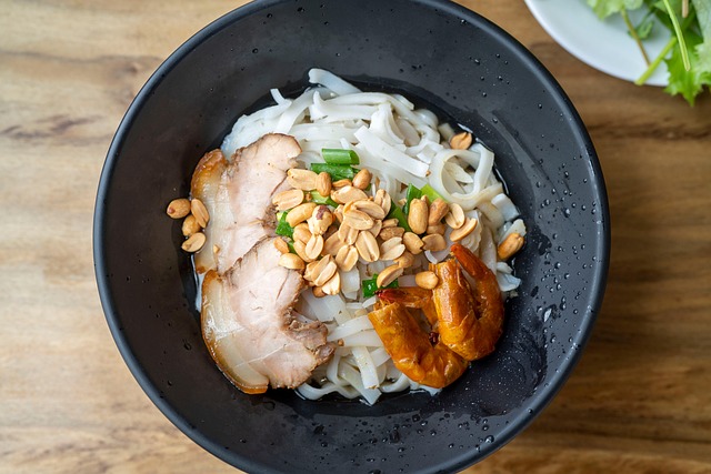 Free Quang Noodles Dish photo and picture
