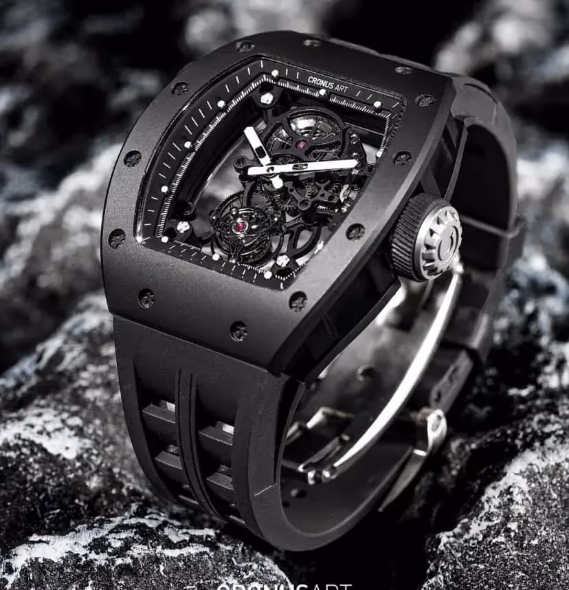 Explore Hoi An shopping with vibrant markets, boutique stores, and traditional handicrafts for an unforgettable shopping experience.