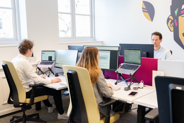 image of classroom lecture on ai