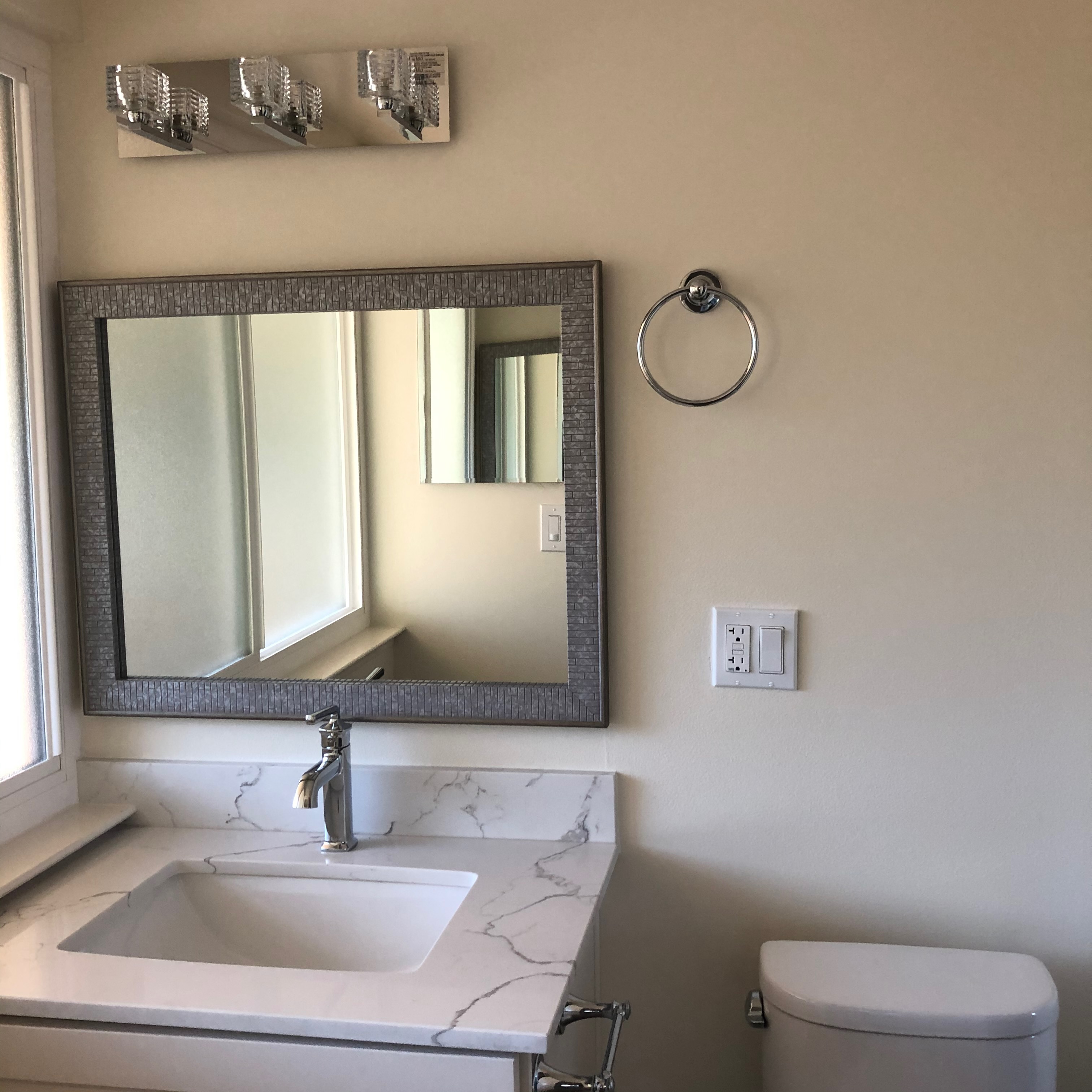 Professional plumber performing pipe repair services, fixing a damaged water pipe to restore proper flow and prevent leaks. 