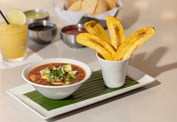 Shrimp Cocktail - Dinner - Para Empezar