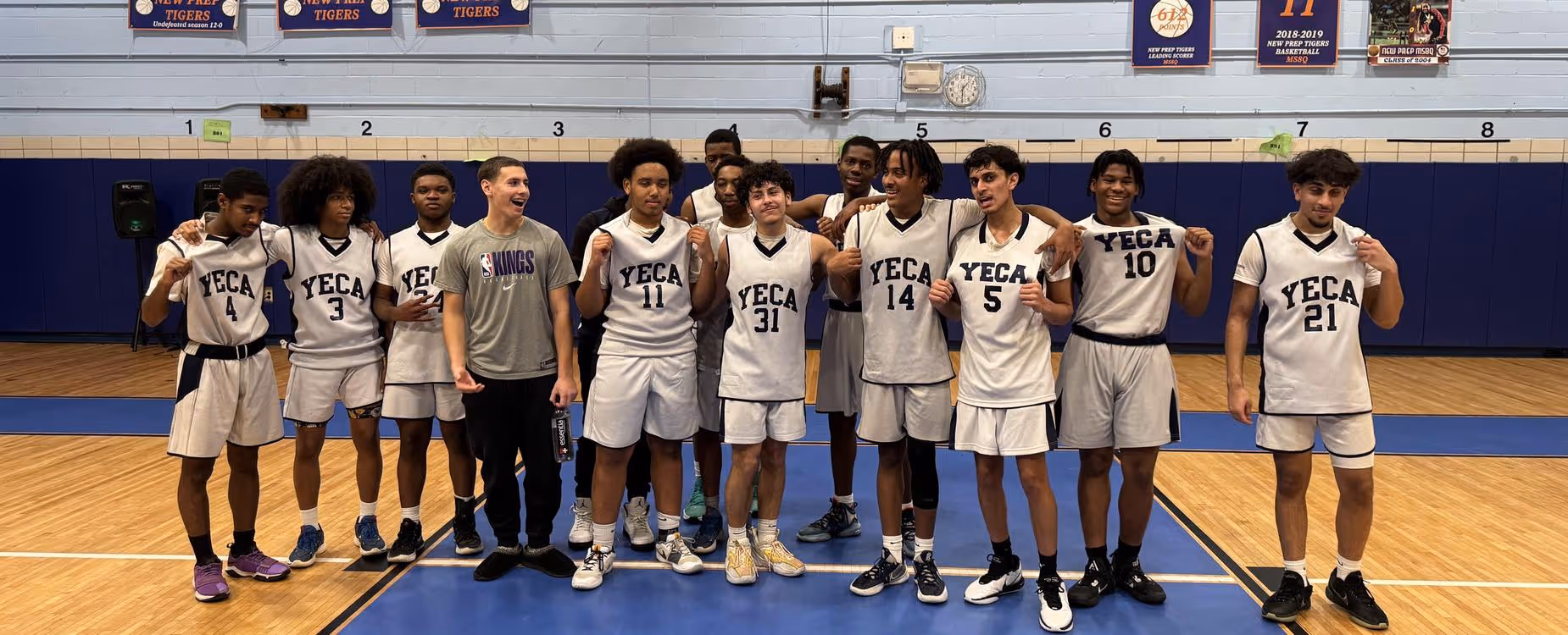 Group of students posing for a team photo.
