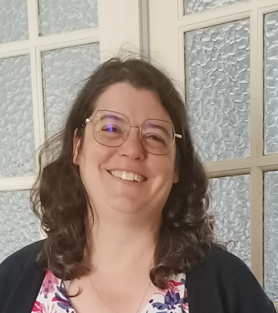 image of parents and staff discussing enrollment