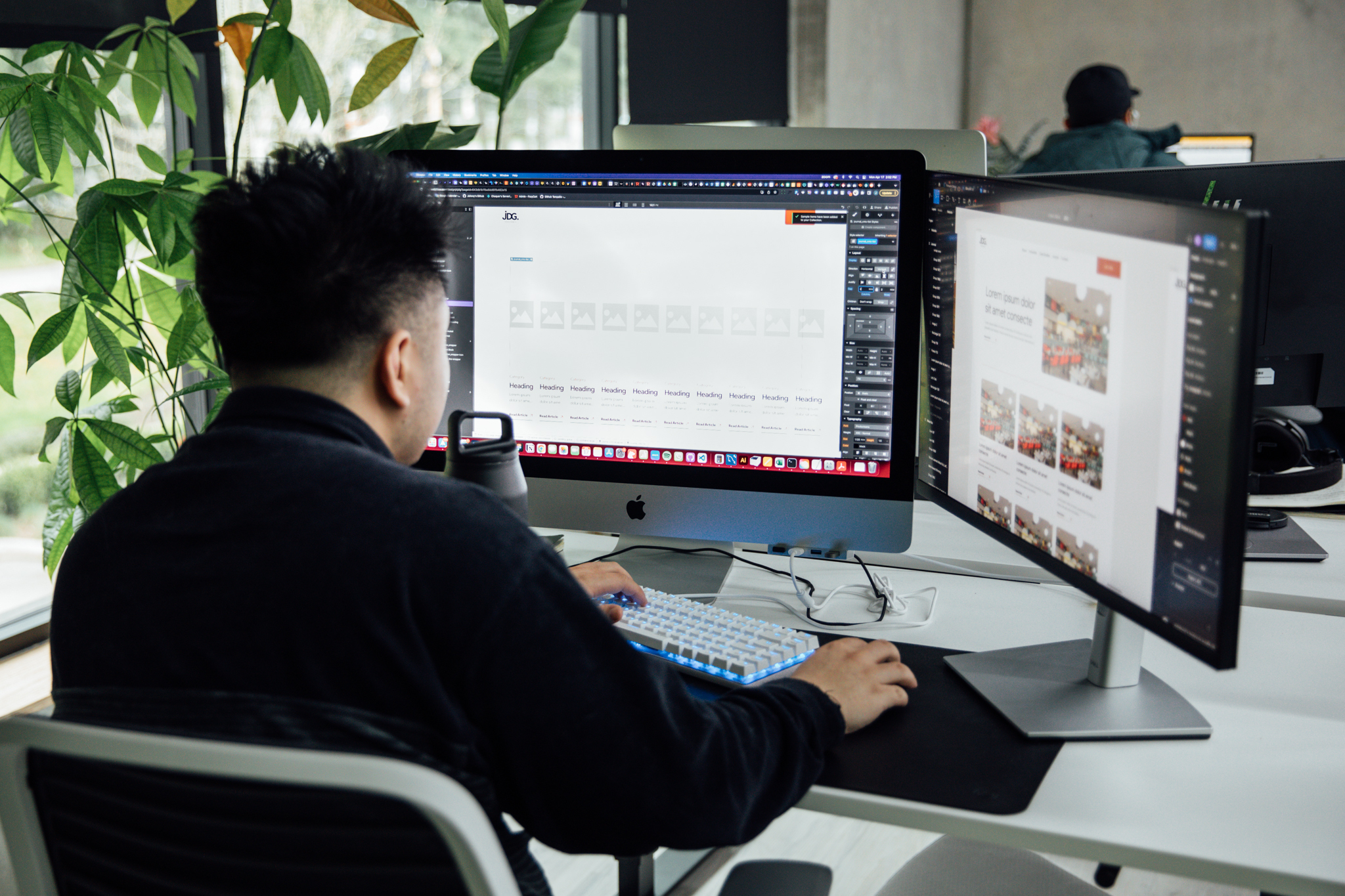 Designer optimizing the design of the Webflow eCommerce website