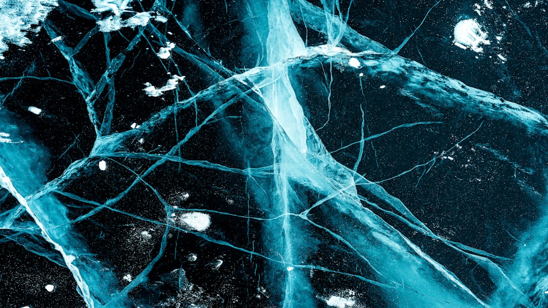 Photo by Maxim Potkin ❄ on Unsplash