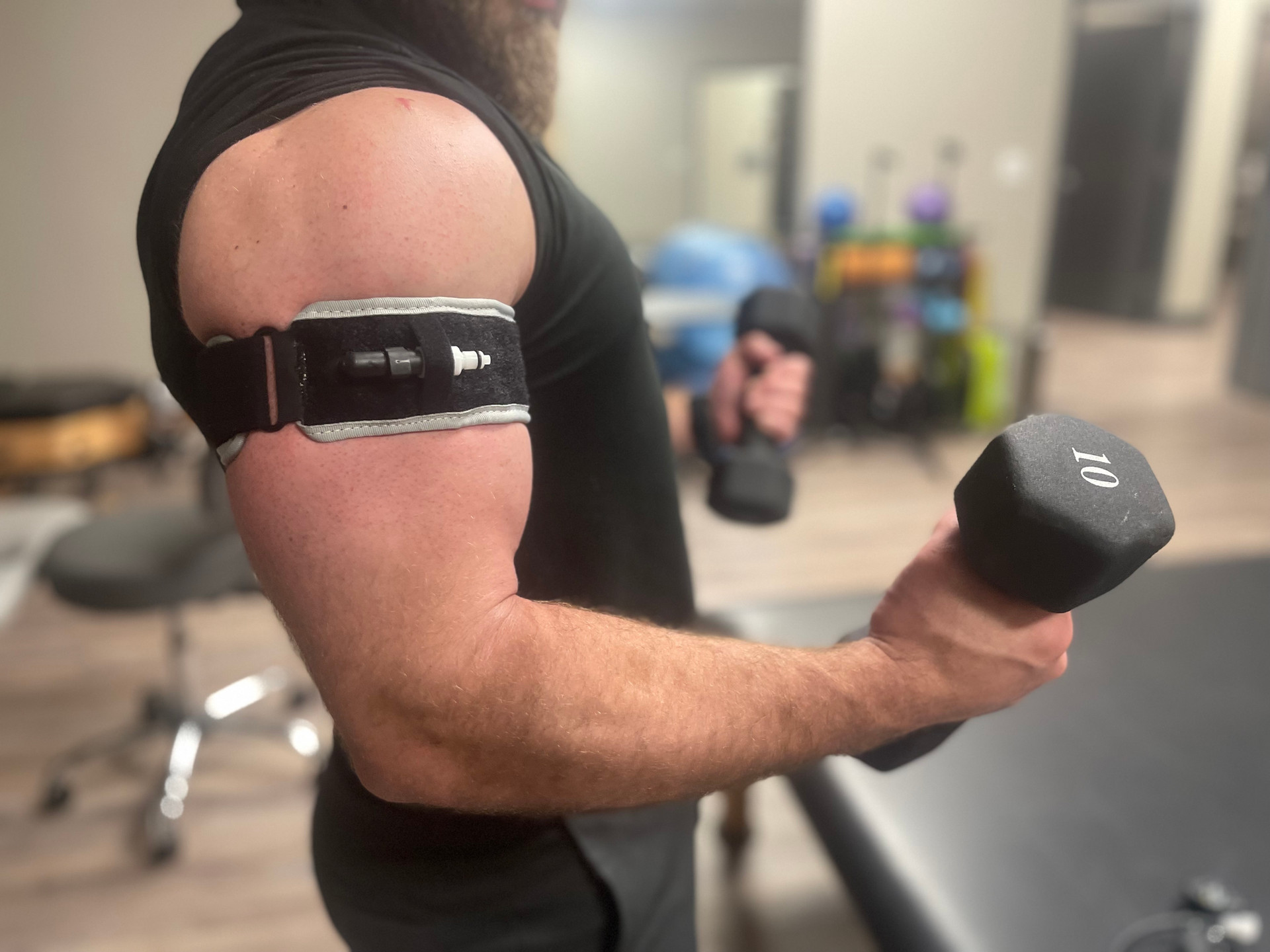 Blood Flow Restriction (BFR) Training: Discover the Key to Faster Gains