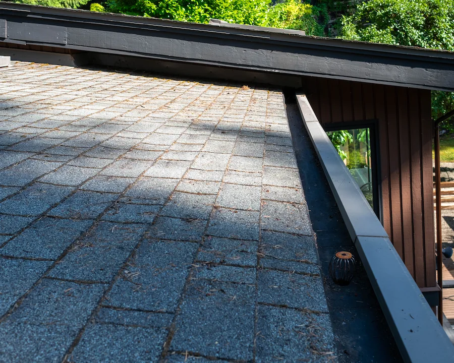 End result of a gutter guard cleaning in Vancouver.