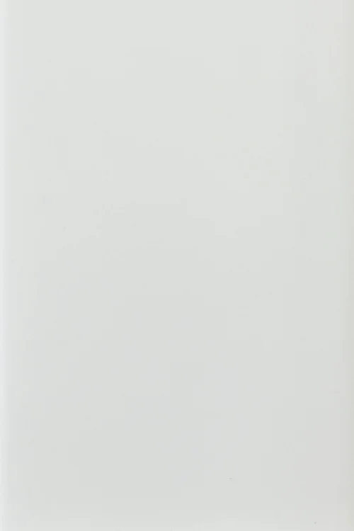 Velvet navin door in white.