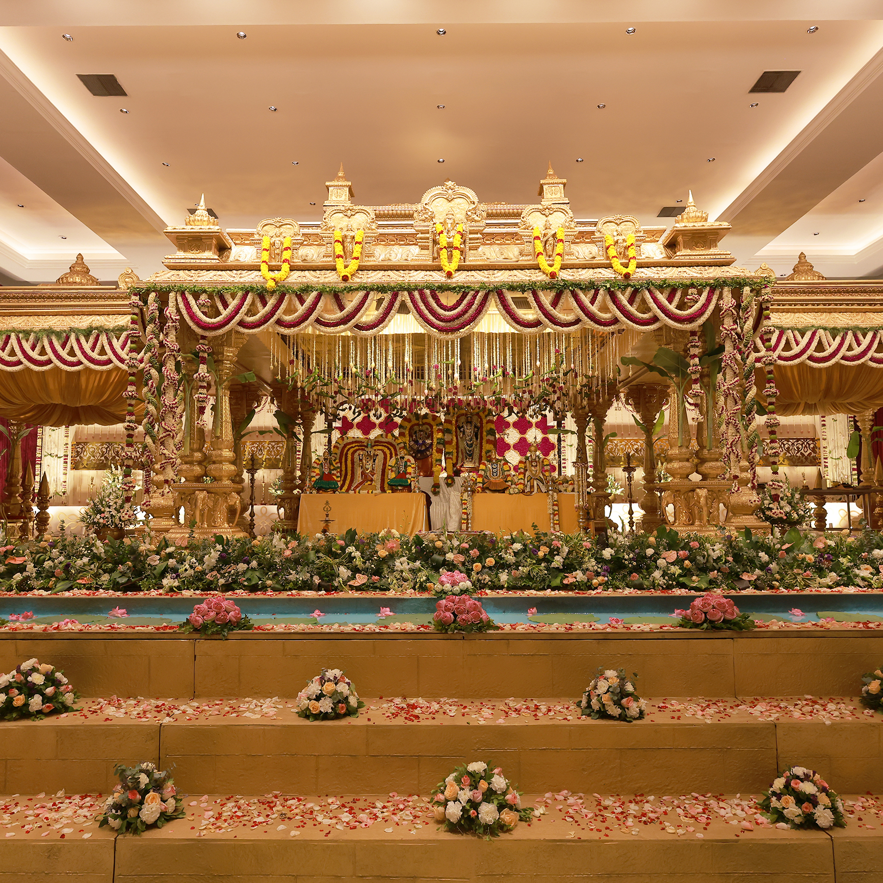 Royal wedding venue at Shrivaaru Palace, Chennai.